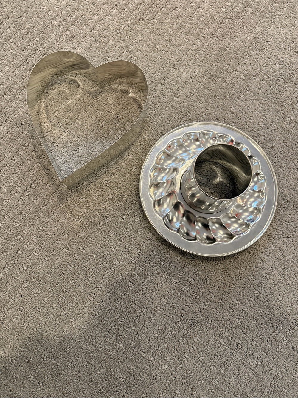 Pampered Chef Springform Inserts Heart & Bundt Ring